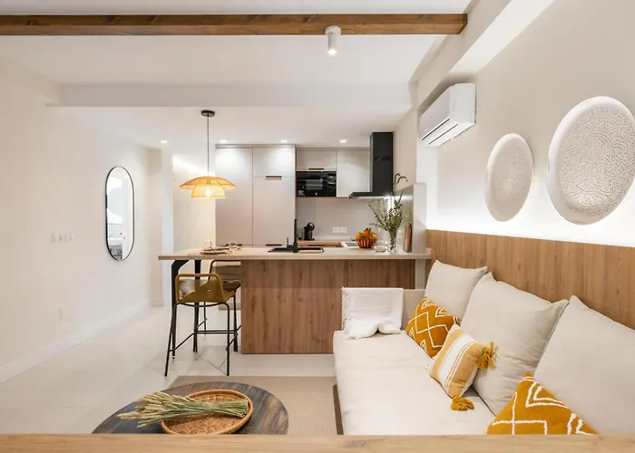 1ª Linea De Playa, Estudio Nuevo Pareja