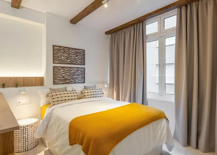 1ª Linea De Playa, Estudio Nuevo Pareja Фуэнхирола