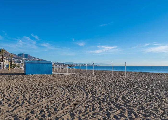 1ª Linea De Playa, Estudio Nuevo Pareja * Фуэнхирола